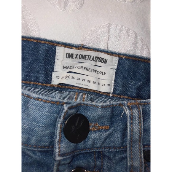 One X Teaspoon Jean Shorts Size 24 - Picture 2 of 3
